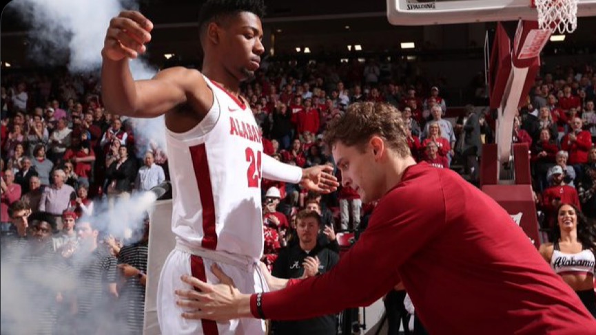 Alabama's Brandon Miller sparks controversy over 'pat-down' introduction  handshake