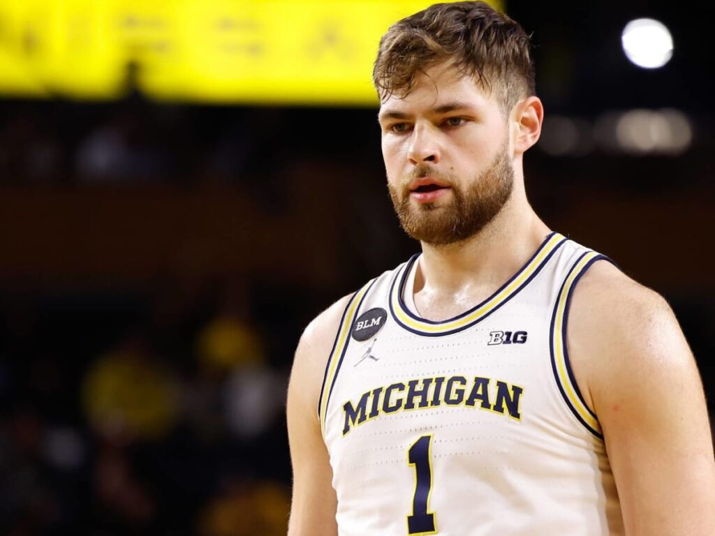Bill Self: Hunter Dickinson looks to be the 'most talented' big he's ...